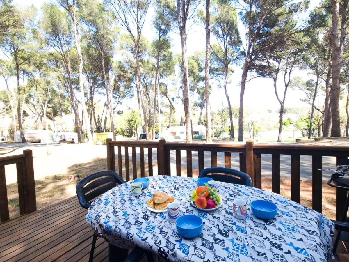 Bungalow Maite L' Escala Bagian luar foto