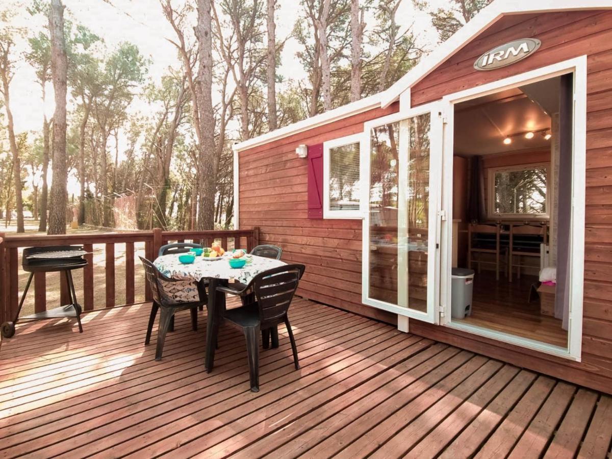 Bungalow Maite L' Escala Bagian luar foto